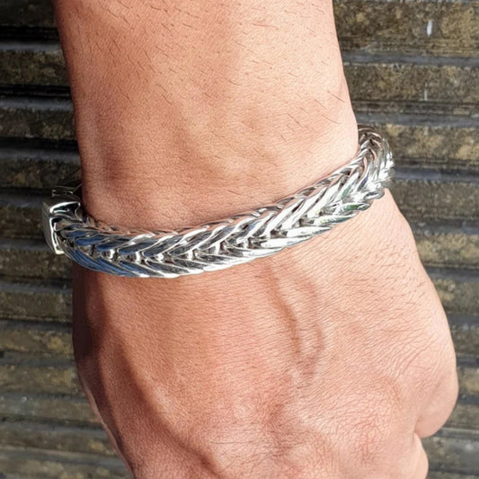 Judul Produk Baru  Balinese 10mm Heavyweight Tulang Naga Silver Bracelet
