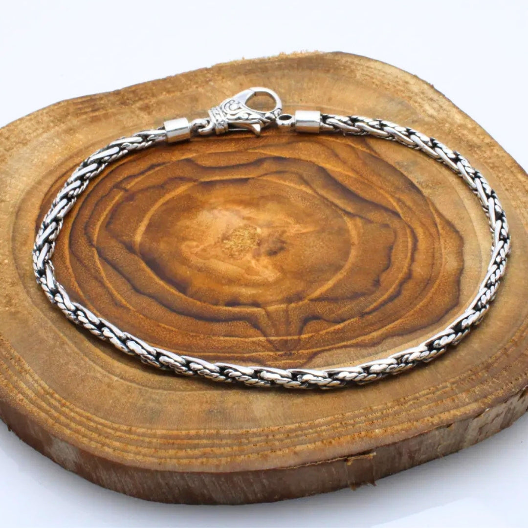 Balinese 3mm Delicate Padian Plat Tali Air Silver Bracelet