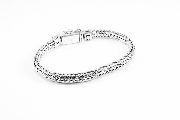 Balinese 8mm Rectangular D-Shape Tulang Naga Silver Bracelet