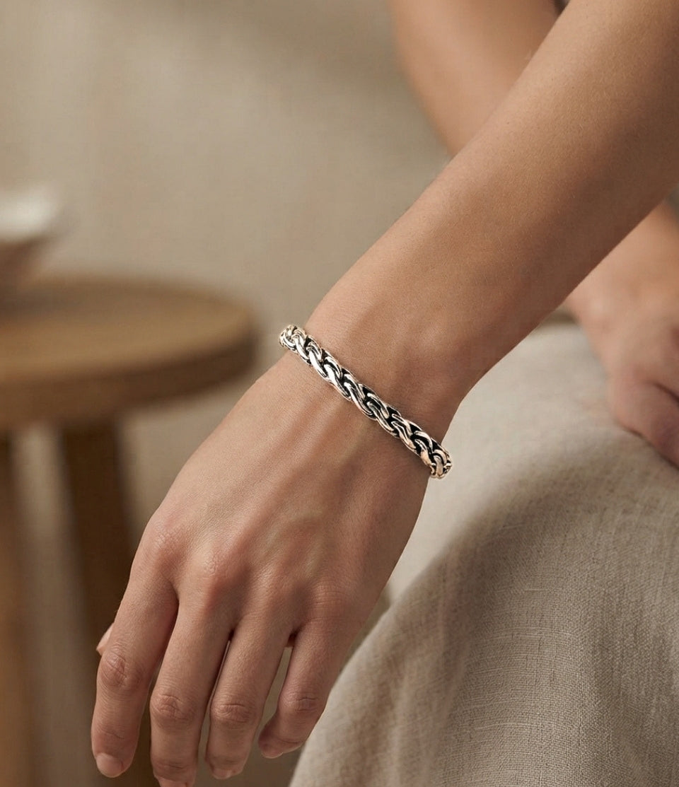Balinese 8mm Padian Satu Oval Silver Bracelet