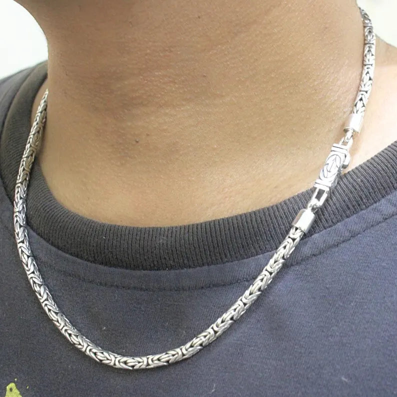 Balinese Borobudur Byzantine Necklace – Artisan Silver Statement Chain